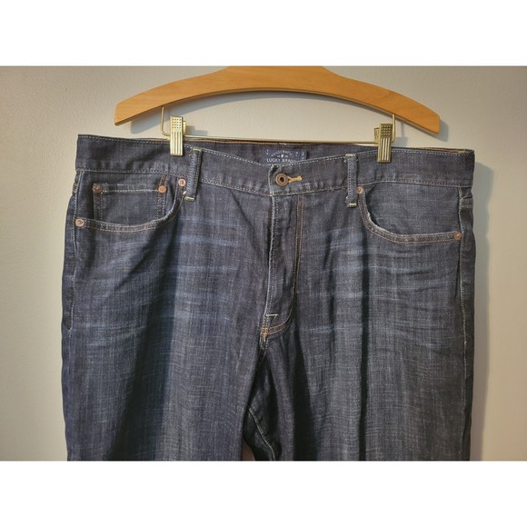Lucky Brand 362 Standard Dark Wash Mens Jeans Size 38 x 32 - Picture 2 of 5